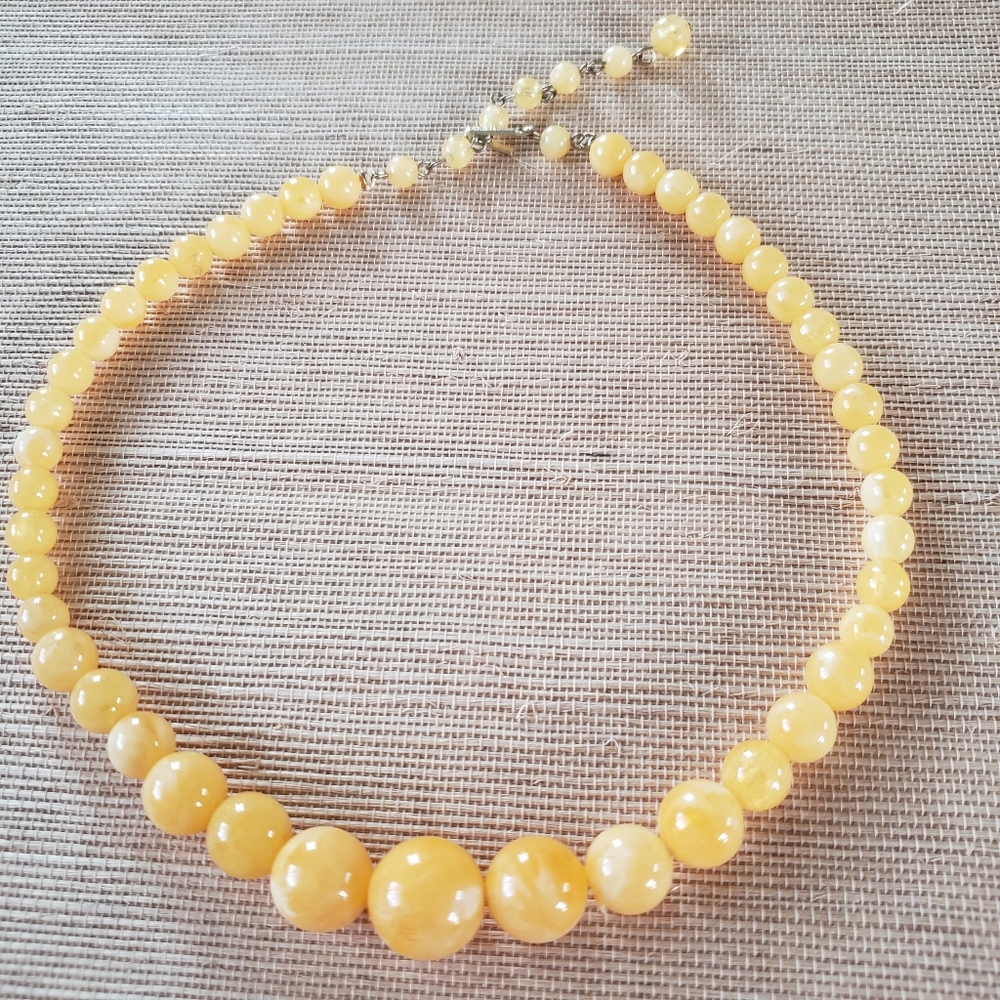 Marbled Yellow Midcentury Necklace